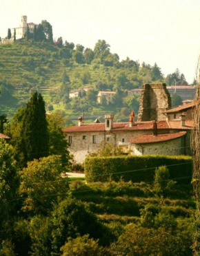 Castello di Cernusco Lombardone, Cernusco Lombardone